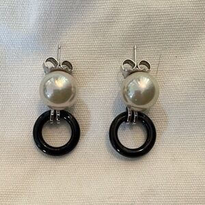 Elegant Pearl and Black Hoop Earrings